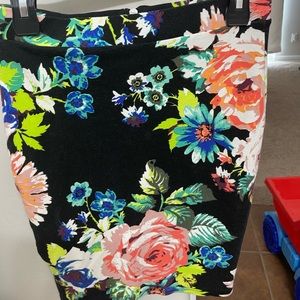 Floral pencil skirt